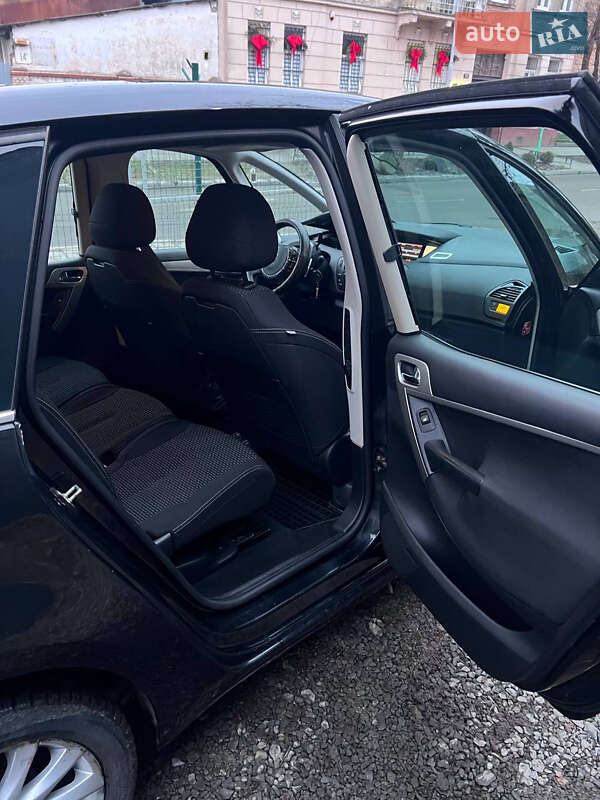 Микровэн Citroen C4 Picasso 2011 в Львове