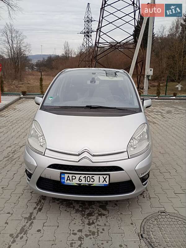 Микровэн Citroen C4 Picasso 2012 в 