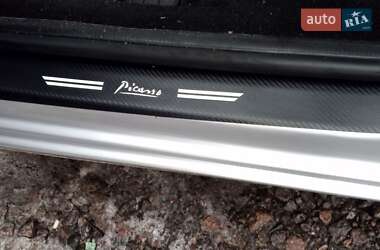 Минивэн Citroen C4 Picasso 2009 в 