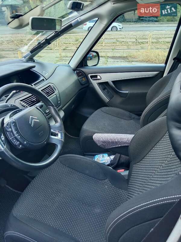 Микровэн Citroen C4 Picasso 2010 в Обухове