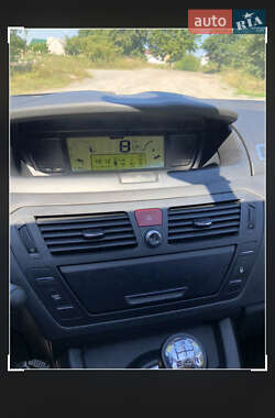 Микровэн Citroen C4 Picasso 2010 в 
