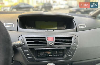 Микровэн Citroen C4 Picasso 2010 в 