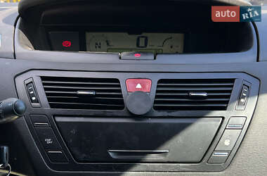 Микровэн Citroen C4 Picasso 2011 в 