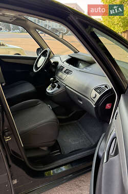 Микровэн Citroen C4 Picasso 2012 в 