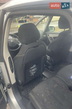 Микровэн Citroen C4 Picasso 2010 в 