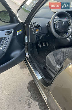Микровэн Citroen C4 Picasso 2010 в 