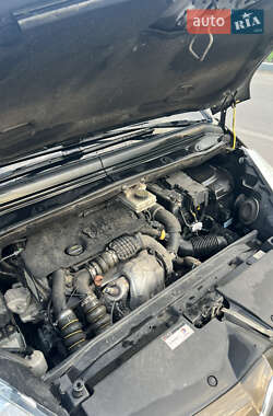 Микровэн Citroen C4 Picasso 2010 в 