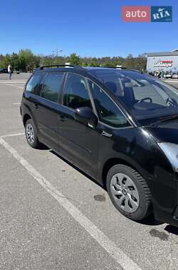 Микровэн Citroen C4 Picasso 2010 в 