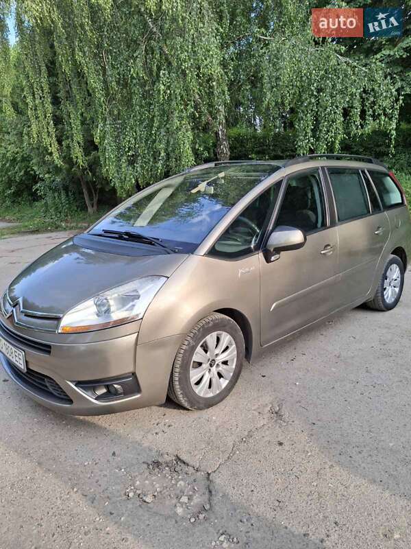 Микровэн Citroen C4 Picasso 2010 в 