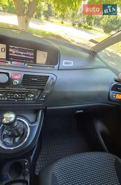 Микровэн Citroen C4 Picasso 2009 в 