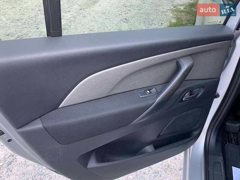 Минивэн Citroen C4 Picasso 2015 в Ворзеле