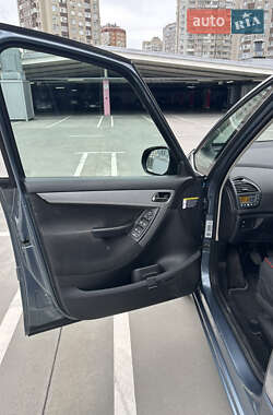 Микровэн Citroen C4 Picasso 2011 в 