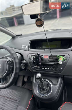 Микровэн Citroen C4 Picasso 2011 в 
