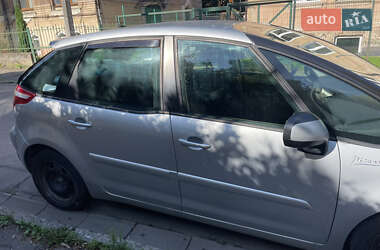 Микровэн Citroen C4 Picasso 2010 в 