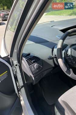 Микровэн Citroen C4 Picasso 2010 в 