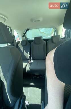 Микровэн Citroen C4 Picasso 2010 в 