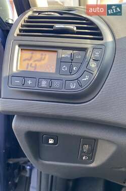 Микровэн Citroen C4 Picasso 2009 в 