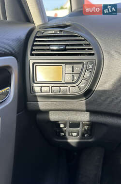 Микровэн Citroen C4 Picasso 2012 в 