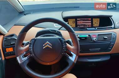 Микровэн Citroen C4 Picasso 2010 в 