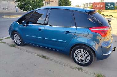 Микровэн Citroen C4 Picasso 2010 в 