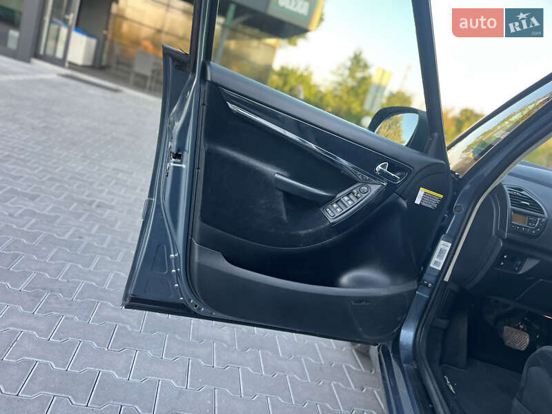 Мікровен Citroen C4 Picasso 2009 в Володимирі фото 37 Мікровен Citroen C4 Picasso 2009 в Володимирі