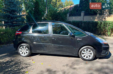 Микровэн Citroen C4 Picasso 2010 в 