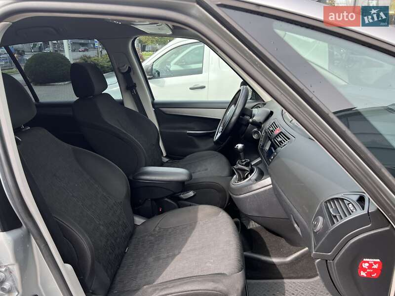Микровэн Citroen C4 Picasso 2009 в Хмельницком