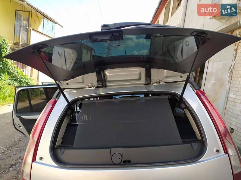 Микровэн Citroen C4 Picasso 2011 в Вышгороде