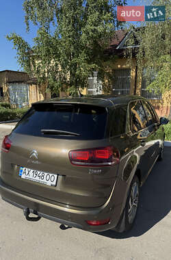 Мікровен Citroen C4 Picasso 2013 в 