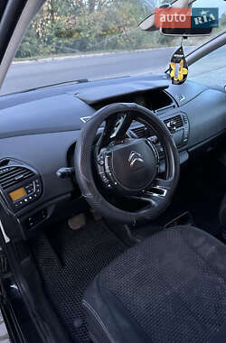 Микровэн Citroen C4 Picasso 2010 в 