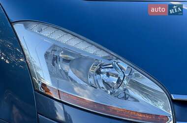 Микровэн Citroen C4 Picasso 2010 в 