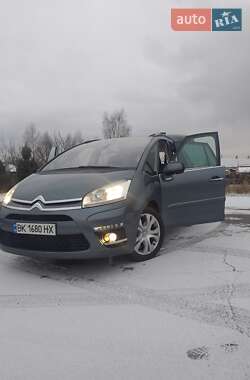Микровэн Citroen C4 Picasso 2010 в 