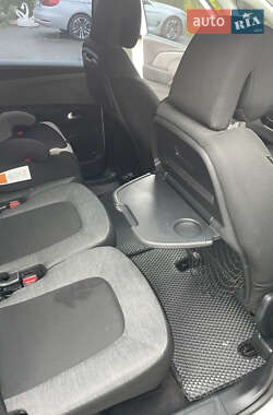 Мікровен Citroen C4 Picasso 2017 в 