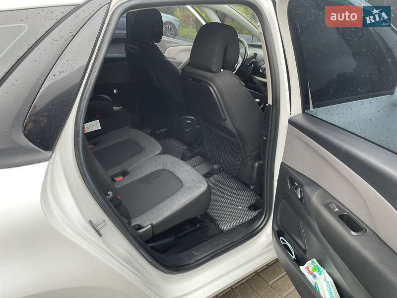 Микровэн Citroen C4 Picasso 2017 в Дубно фото 18 Микровэн Citroen C4 Picasso 2017 в Дубно