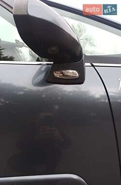 Микровэн Citroen C4 Picasso 2011 в 