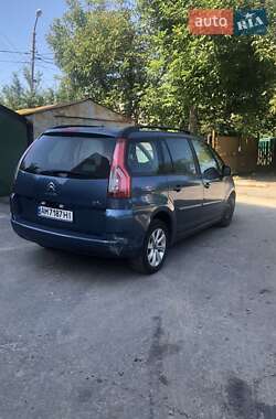 Микровэн Citroen C4 Picasso 2010 в 