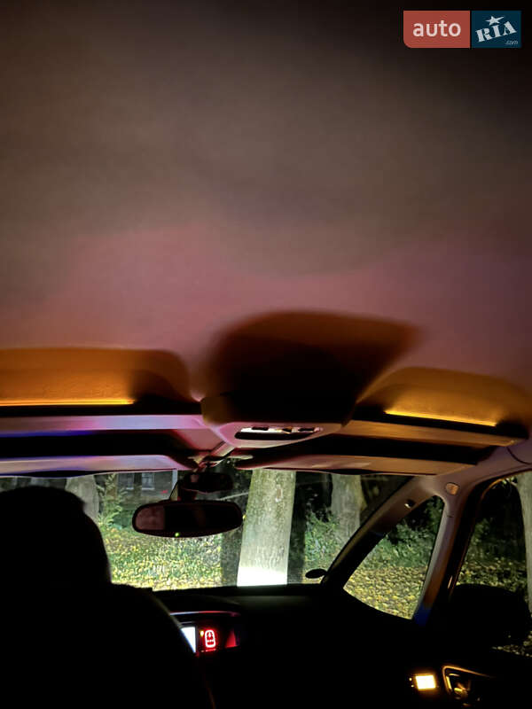 Микровэн Citroen C4 Picasso 2008 в Макарове фото 27 Микровэн Citroen C4 Picasso 2008 в Макарове