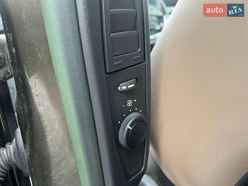 Мікровен Citroen C4 Picasso 2014 в Львові фото 37 Мікровен Citroen C4 Picasso 2014 в Львові