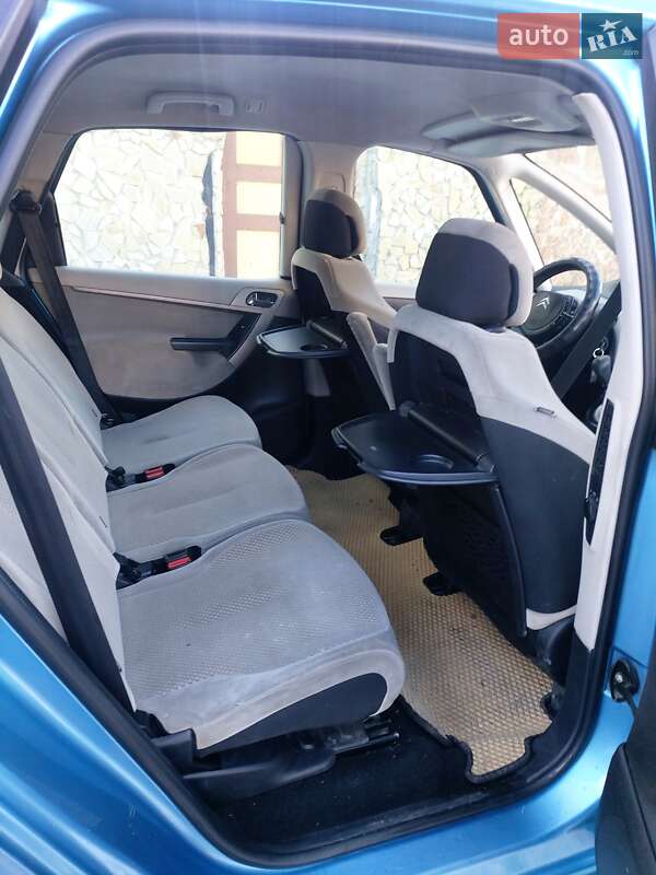 Микровэн Citroen C4 Picasso 2008 в Стрые фото 32 Микровэн Citroen C4 Picasso 2008 в Стрые