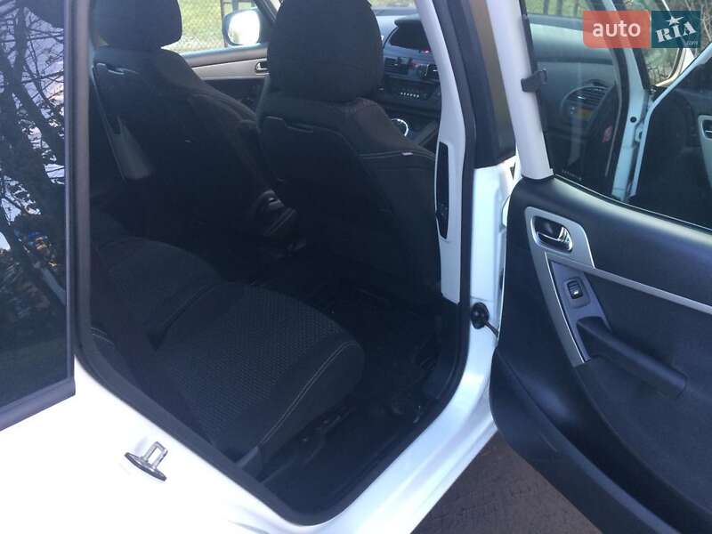 Мікровен Citroen C4 Picasso 2013 в Стрию
