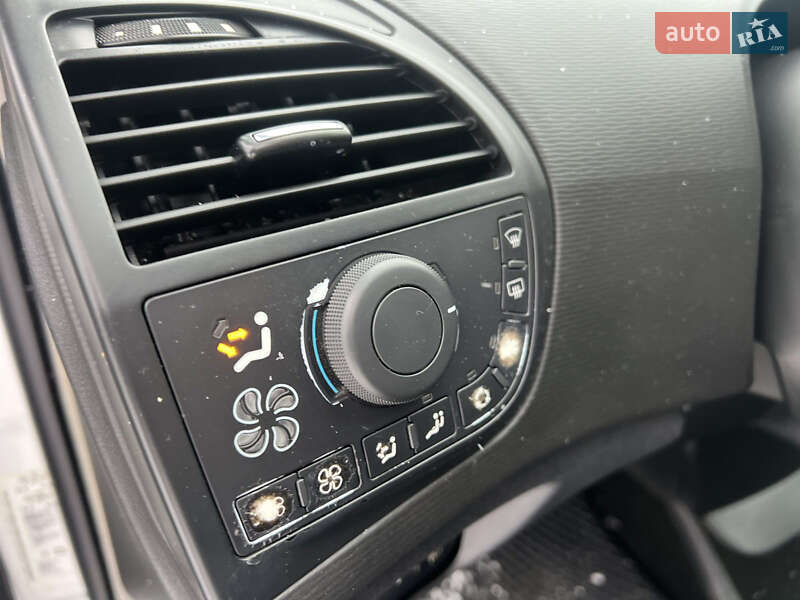 Мікровен Citroen C4 Picasso 2010 в Стрию