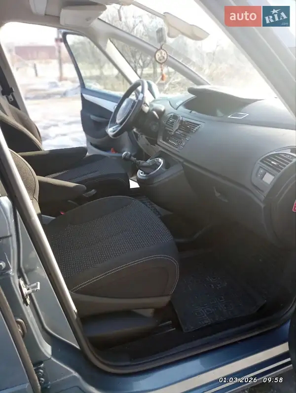 Citroen C4 Picasso 2012 VIN VF7UA9HR8CJ532596 фото оголошення 7 з 55