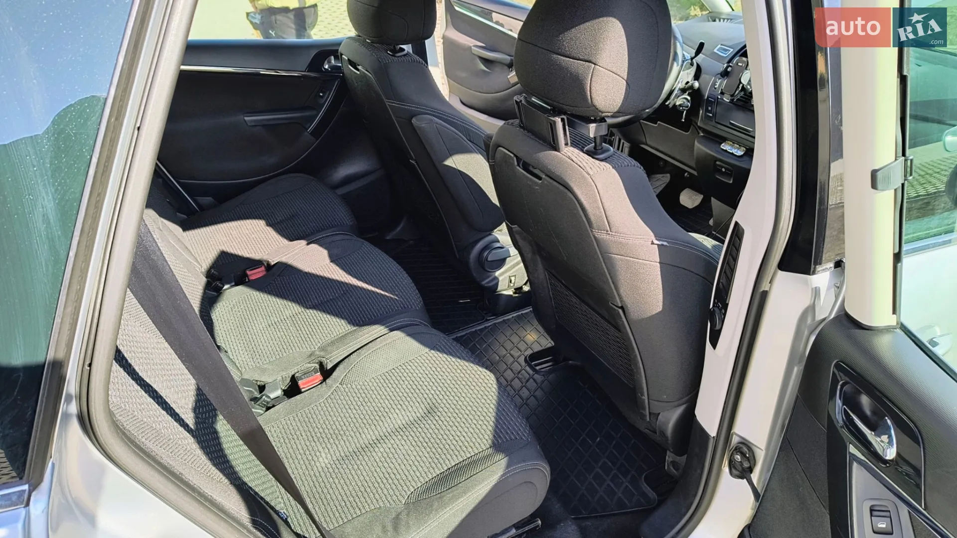 2011 Citroen C4 Picasso - мініатюра 16