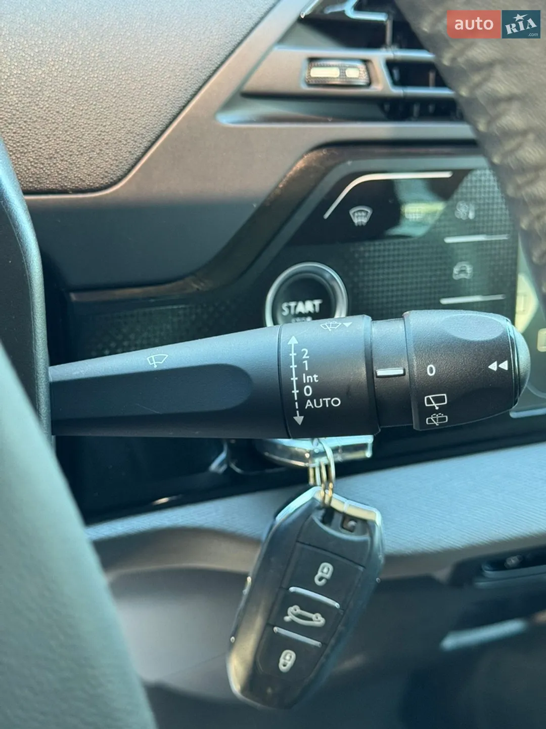 2015 Citroen C4 Picasso - мініатюра 27