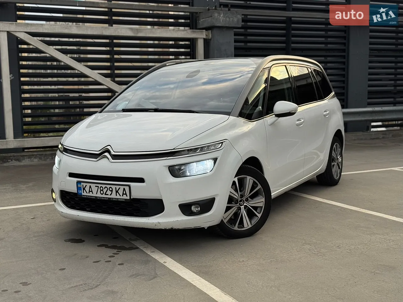 2015 Citroen C4 Picasso - мініатюра 17