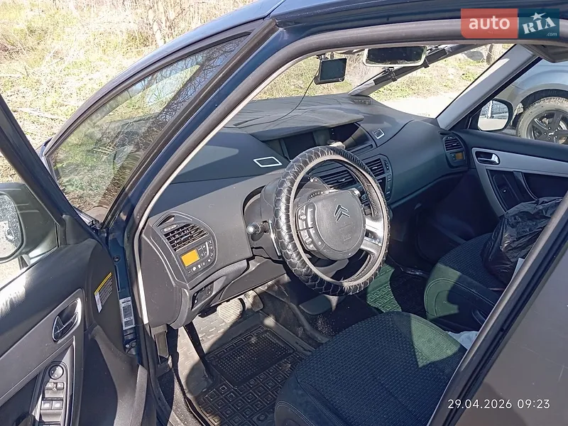 Citroen C4 Picasso 2009 VIN VF7UA5FXH9J324912 фото оголошення 7 з 49