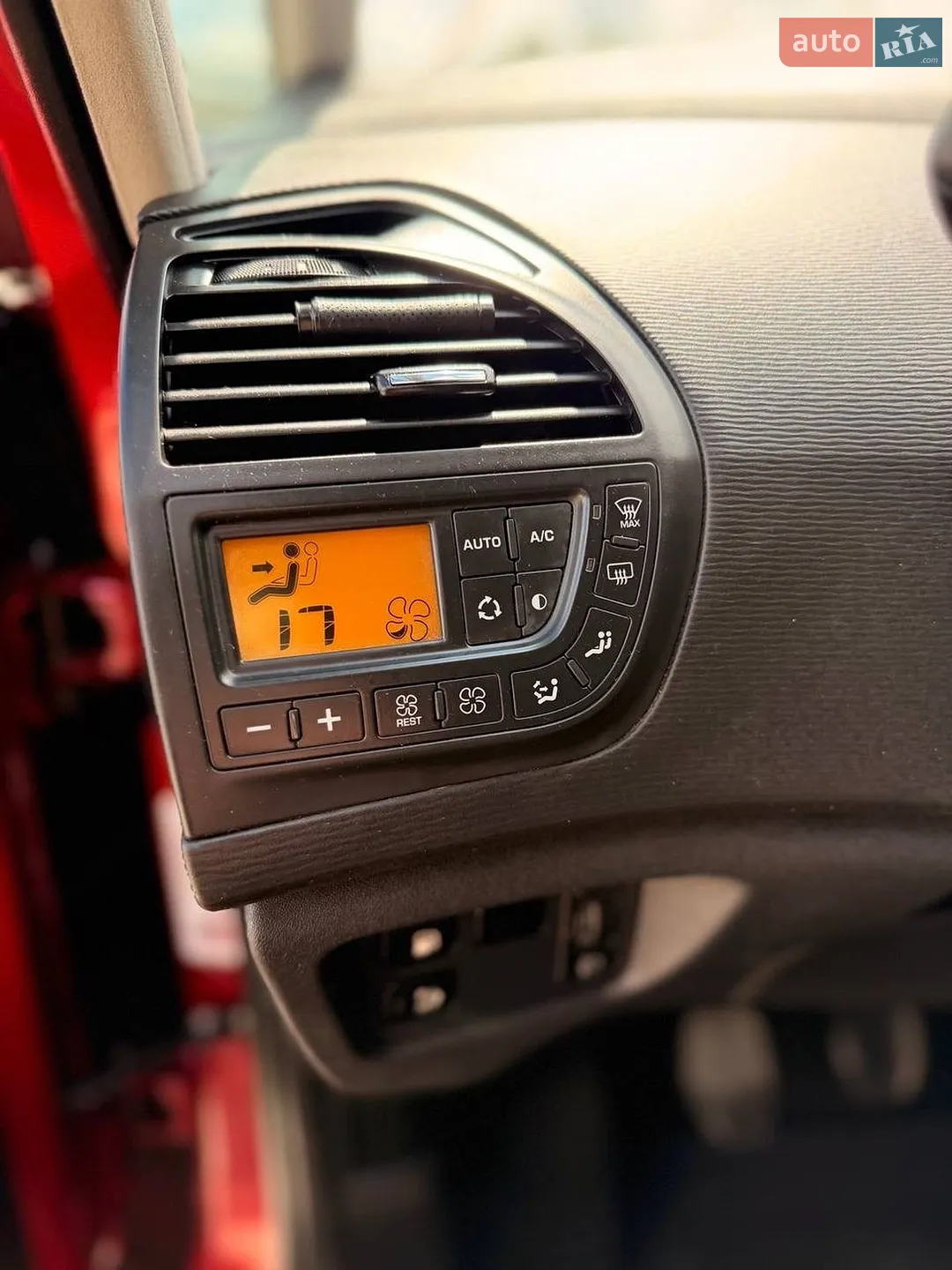 2011 Citroen C4 Picasso - мініатюра 42