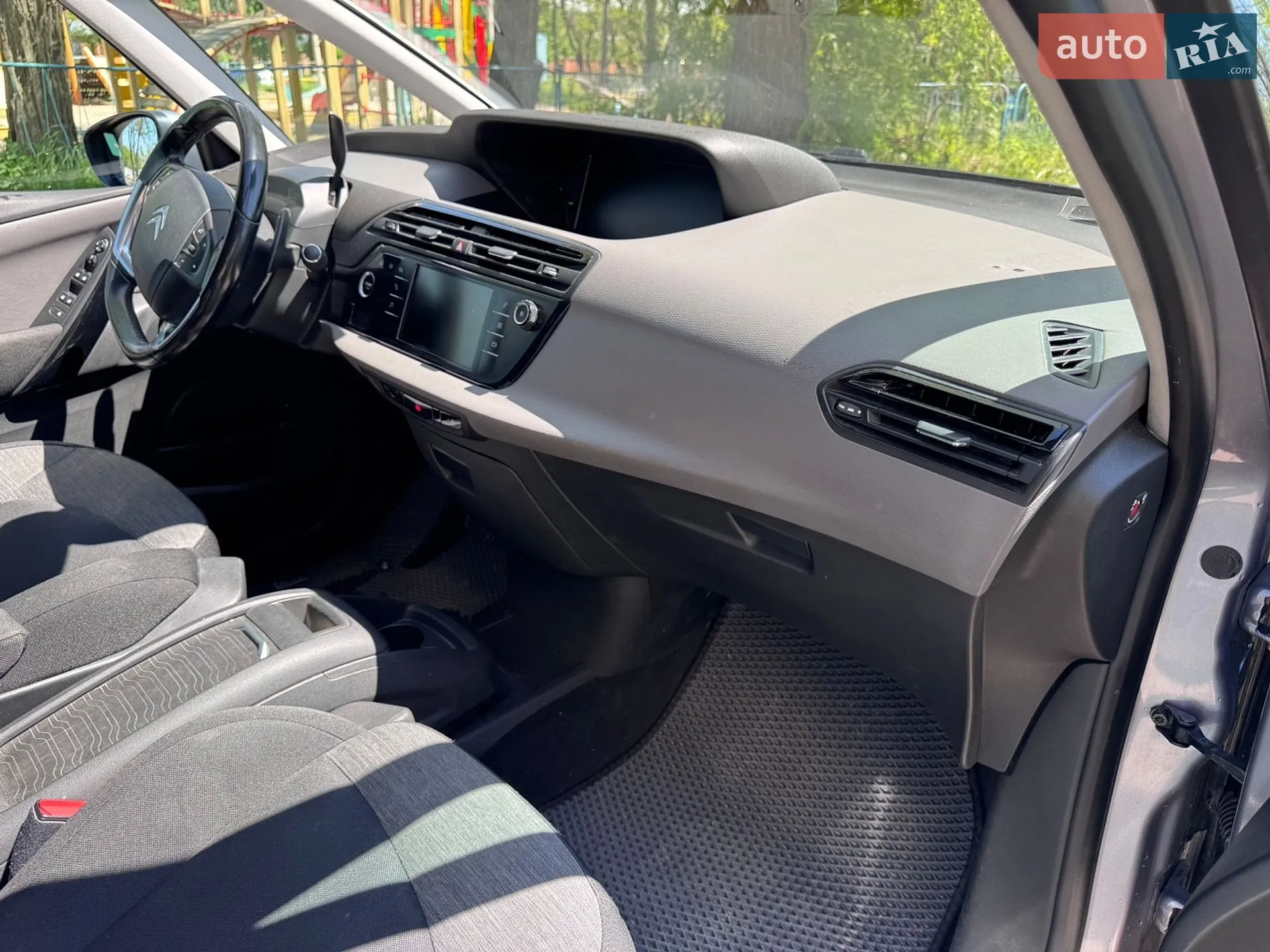 2016 Citroen C4 Picasso - мініатюра 16