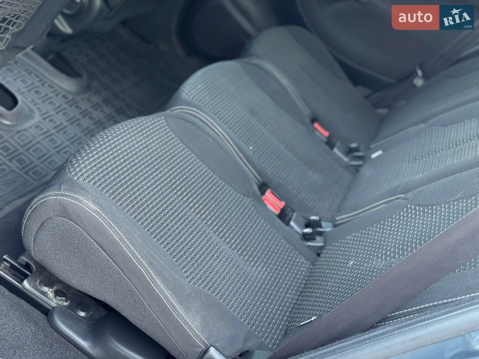 2010 Citroen C4 Picasso - мініатюра 32