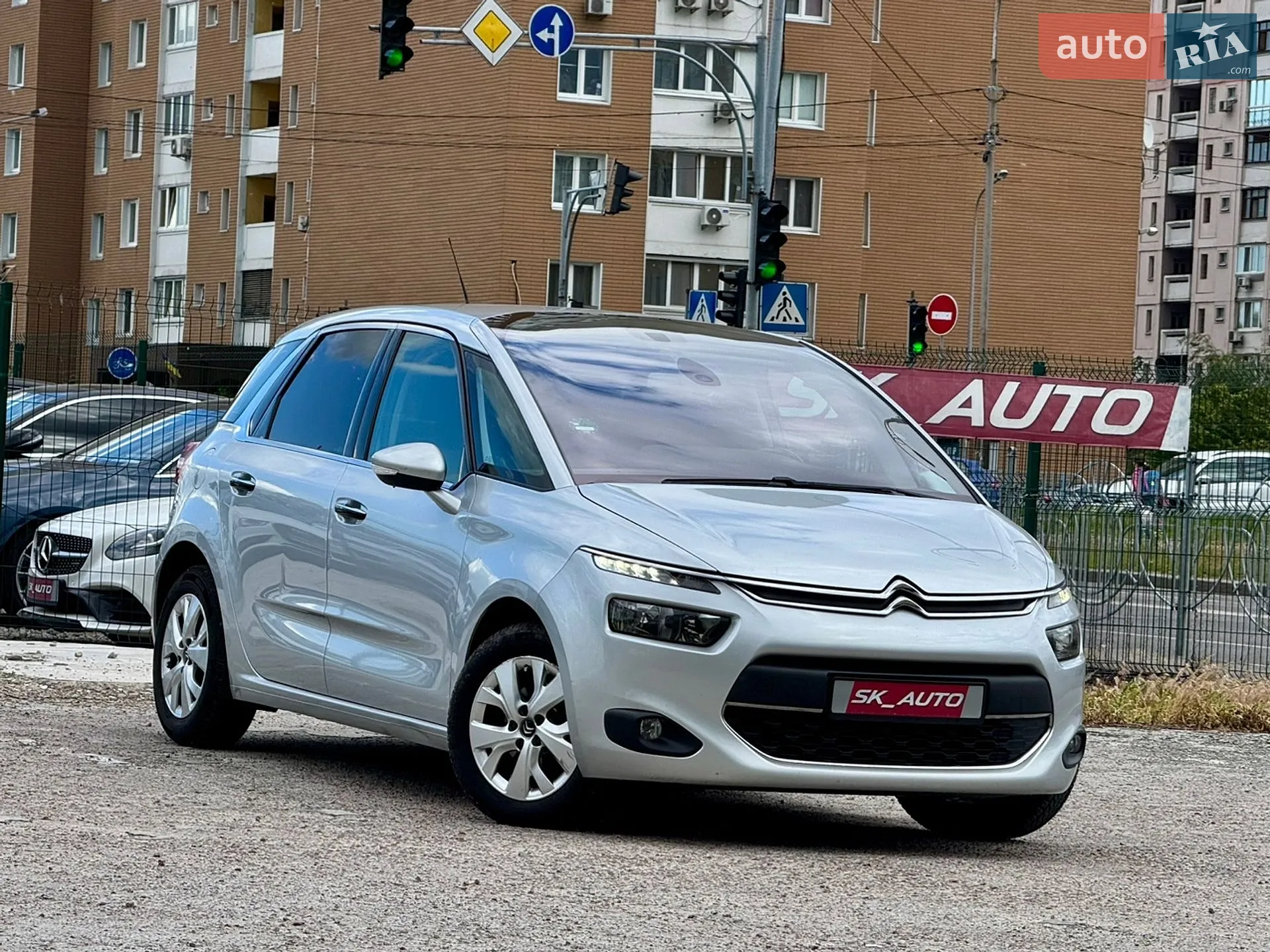 2016 Citroen C4 Picasso - мініатюра 52